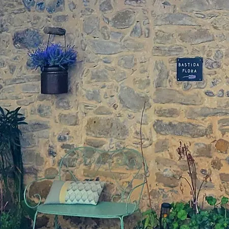 Gites La Bastide Flora, Vue Panoramique Ou Chambres Sur Rue דירה Le Chaffaut-Saint-Jurson