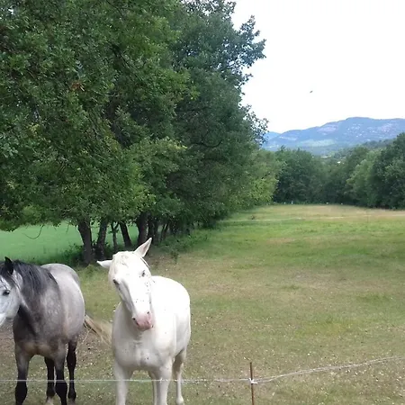 Gites La Bastide Flora, Vue Panoramique Ou Chambres Sur Rue