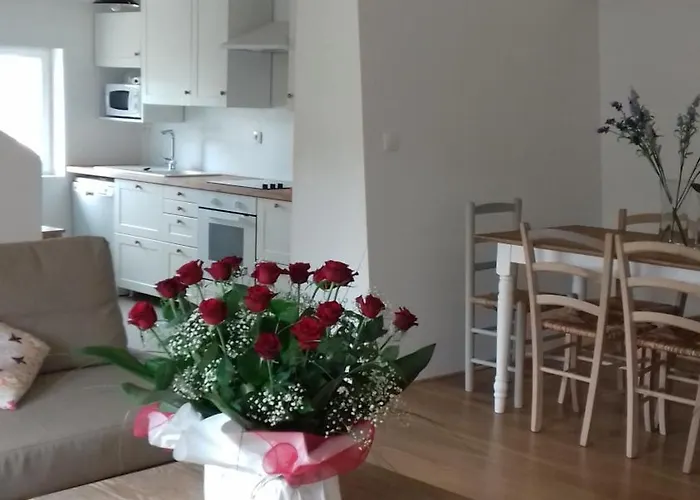 Apartmán La Bastide Flora Le Chaffaut-Saint-Jurson